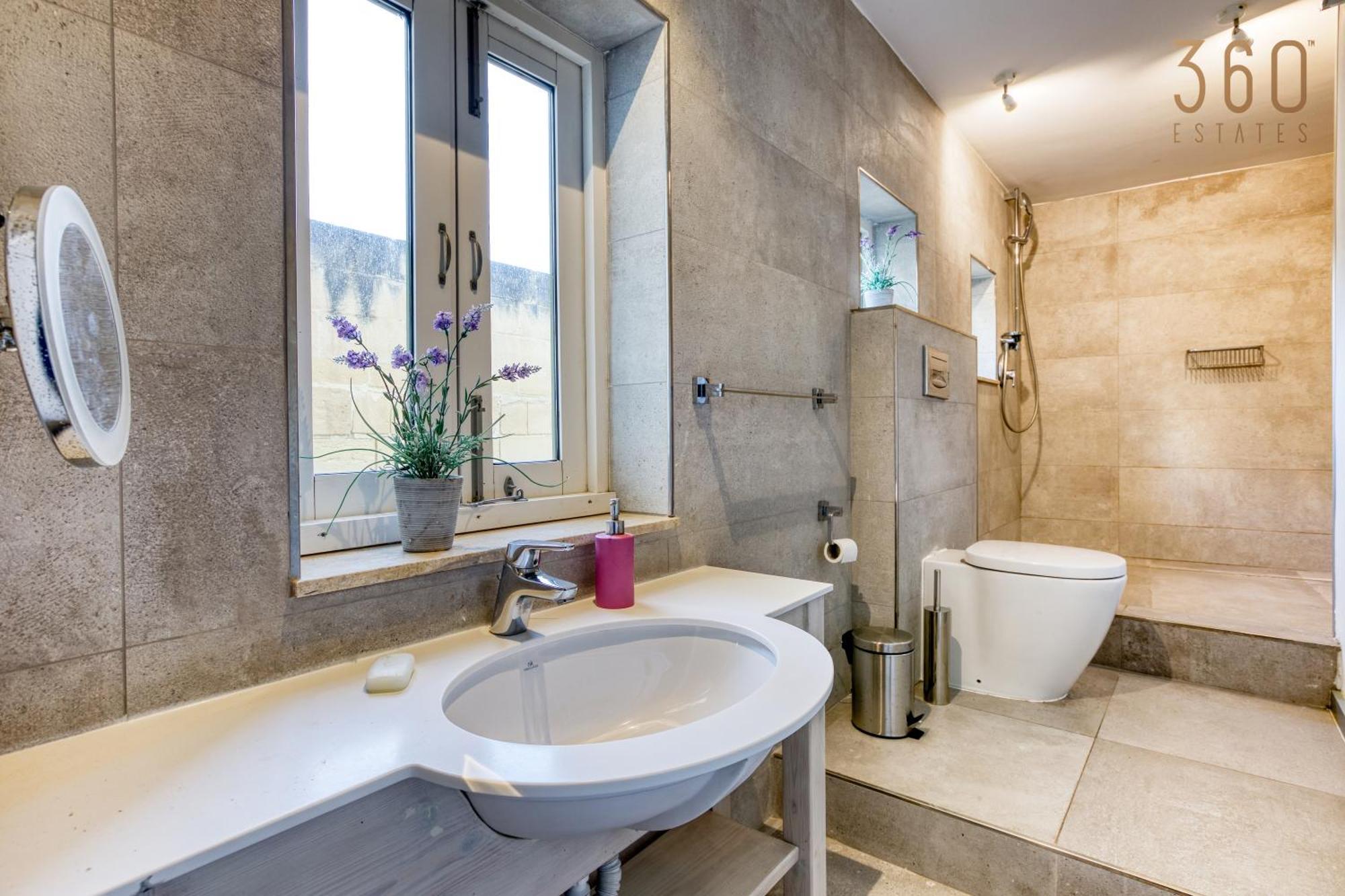 Comfortable 1Br Home With Maltese Balcony In Valletta By 360 Estates מראה חיצוני תמונה
