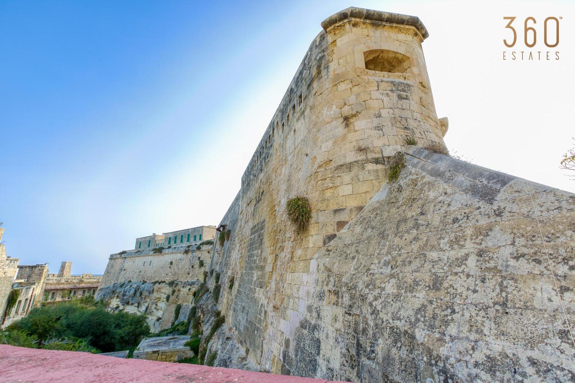 Comfortable 1Br Home With Maltese Balcony In Valletta By 360 Estates מראה חיצוני תמונה